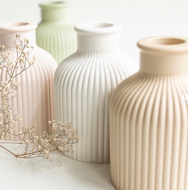 Ribbed vase for dried flowers, custom colour and effects, Handmade | Jesmonite| Neutral home decor and gifts  choose different styles