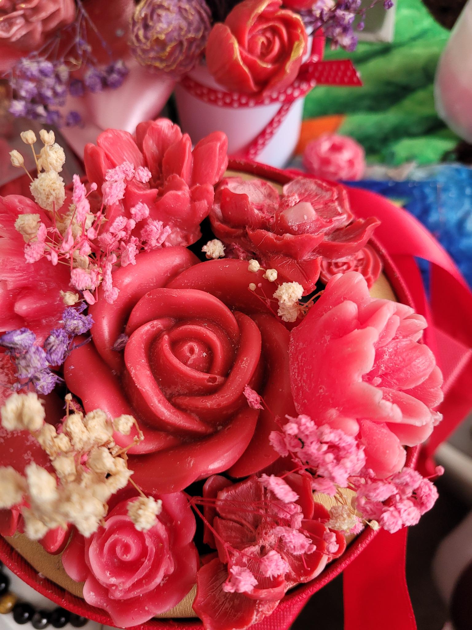 Rose Candle Gift Box with Drawer | Romantic Floral Arrangement, Keepsake Jewelry Storage