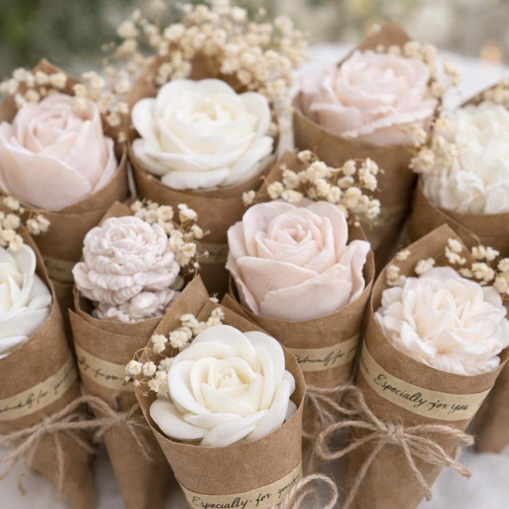 Rustic Flower Candle Favors | Soy Wax Wedding Favors | Bridal Shower Gifts | Engagement Party Decor | Bachelorette Favors | Eco Friendly